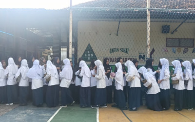 Momen 'Saling Memaafkan' Awali Langkah Baru di MTsN 1 Sumenep